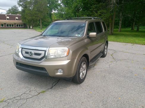 Used 2011 Honda Pilot EX-L image 2