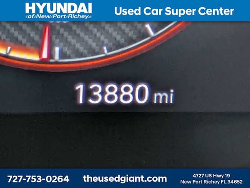 Used 2024 Hyundai Elantra SEL FWD image 29