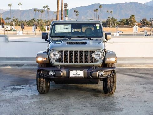 New 2026 Jeep Gladiator Sport AWD/4WD image 3
