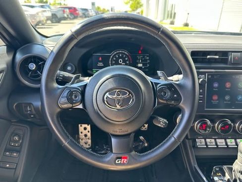 Used 2022 Toyota GR86 Premium w/ ALL Weather Mat Package (TMS) RWD image 42