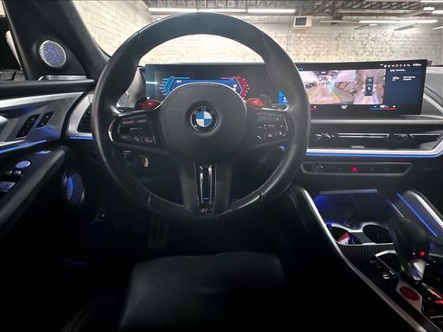 Used 2023 BMW XM AWD/4WD image 8
