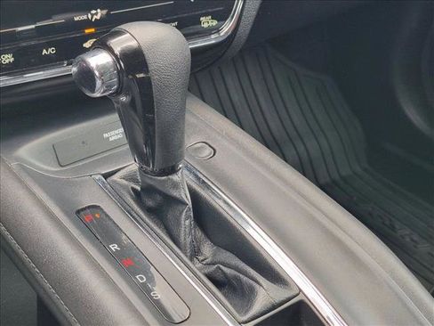 Used 2022 Honda HR-V EX image 10