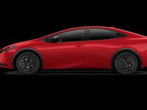 New 2026 Toyota Prius Plug-In Hybrid image 4