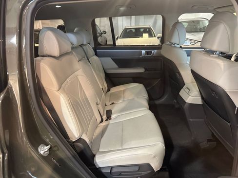 Used 2025 Hyundai Santa Fe SEL image 39