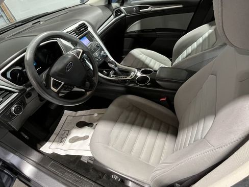 Used 2013 Ford Fusion S image 5