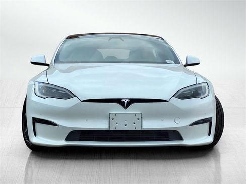 Used 2022 Tesla Model S image 2