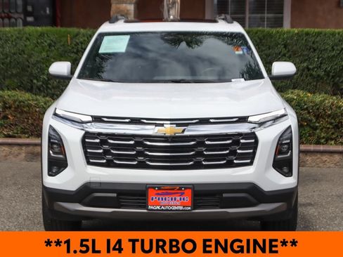 Used 2026 Chevrolet Equinox LT w/ Convenience Package II AWD/4WD image 3