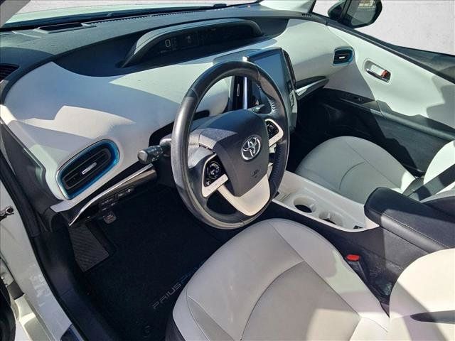 Used 2017 Toyota Prius Prime Advanced w/ Carpet Mat Package FWD image 10