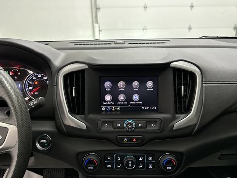 Used 2023 GMC Terrain SLE w/ Driver Convenience Package AWD/4WD image 32