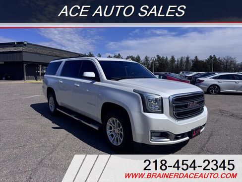 Used 2019 GMC Yukon XL SLT w/ HD Trailering Package AWD/4WD image 2