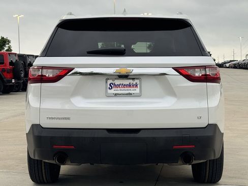 Used 2018 Chevrolet Traverse LT FWD image 5