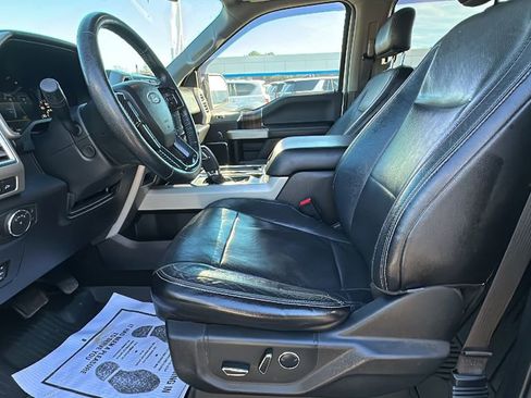 Used 2015 Ford F150 Lariat w/ Equipment Group 502A Luxury image 11