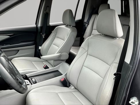 Used 2019 Honda Ridgeline RTL-E image 22