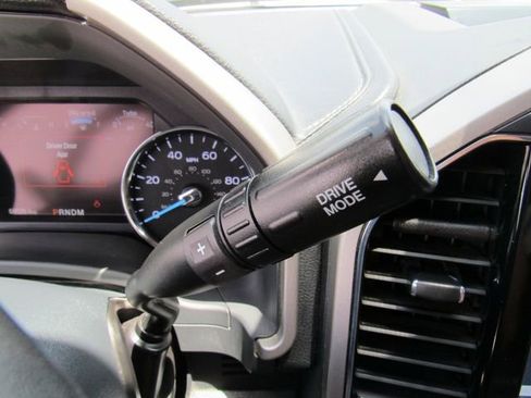 Used 2022 Ford F250 Lariat w/ Lariat Ultimate Package AWD/4WD image 36