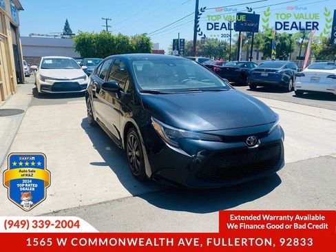 Used 2021 Toyota Corolla LE image 9