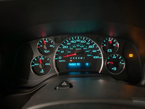 Used 2017 Chevrolet Express 3500 LS RWD image 13