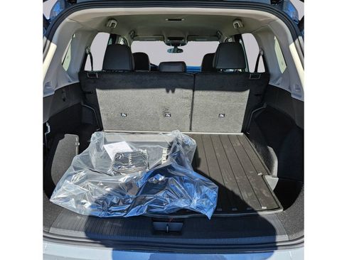 Used 2025 Nissan Rogue SV AWD/4WD image 17