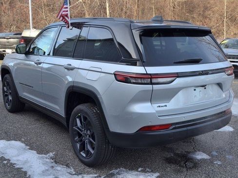 New 2025 Jeep Grand Cherokee Limited image 6