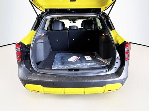 New 2026 Nissan Kicks SR w/ SR Premium Package AWD/4WD image 23