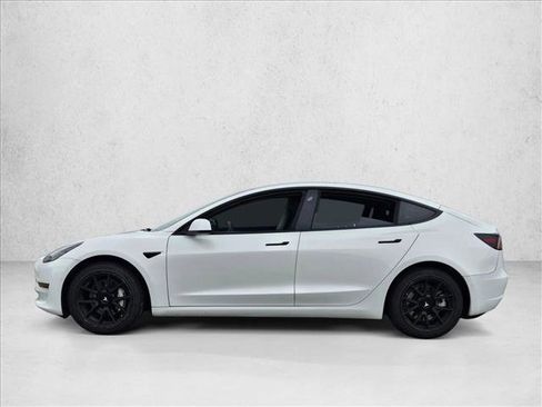 Used 2022 Tesla Model 3 Long Range AWD/4WD image 3