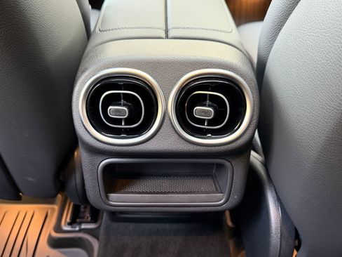 New 2026 Mercedes-Benz GLC 300 4MATIC image 16