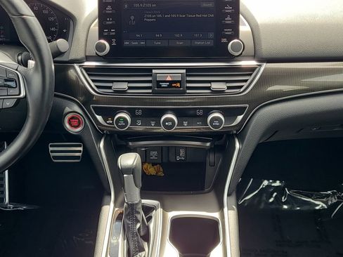 Used 2020 Honda Accord Sport image 29