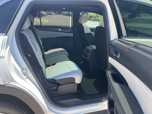 New 2026 Volkswagen Atlas Cross Sport SEL Premium R-Line AWD/4WD image 29