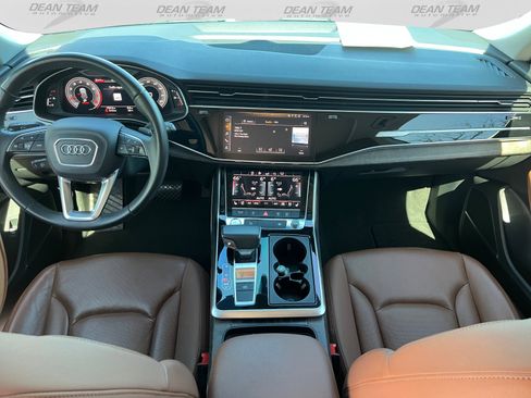 Used 2019 Audi Q8 Premium Plus w/ Premium Plus AWD/4WD image 14