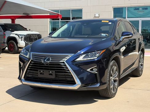 Used 2019 Lexus RX 350 FWD w/ Navigation Package image 4