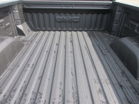 New 2026 GMC Sierra 1500 Elevation AWD/4WD image 9