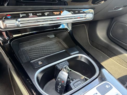 Used 2025 Mercedes-Benz CLA 250 image 29