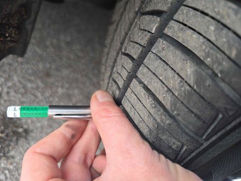 Used 2008 Buick Lucerne CXL w/ Driver Confidence Package image 35