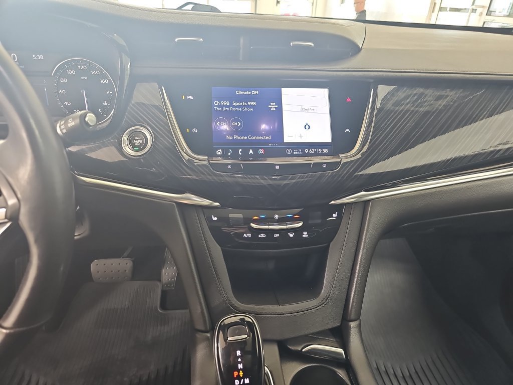 Used 2020 Cadillac XT6 Premium Luxury AWD/4WD image 27