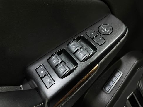 Used 2016 Chevrolet Tahoe LT w/ Off-Road Package image 17