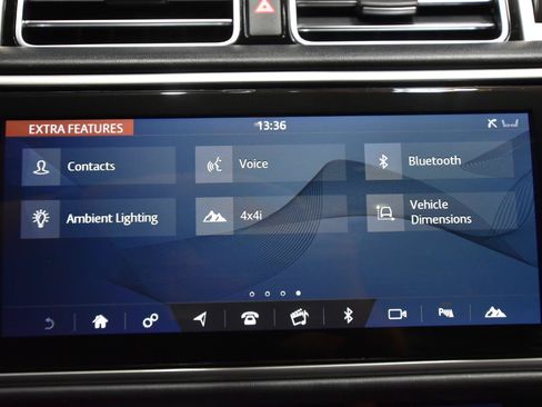 Used 2018 Land Rover Range Rover HSE AWD/4WD image 21