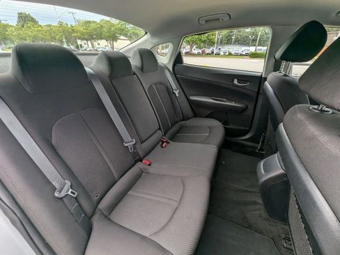 Used 2019 Kia Optima LX FWD image 17
