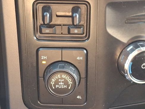 Used 2022 Ford F150 XLT w/ Equipment Group 302A High image 27