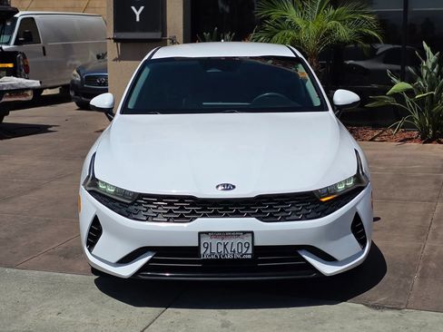 Used 2021 Kia K5 LXS FWD image 4