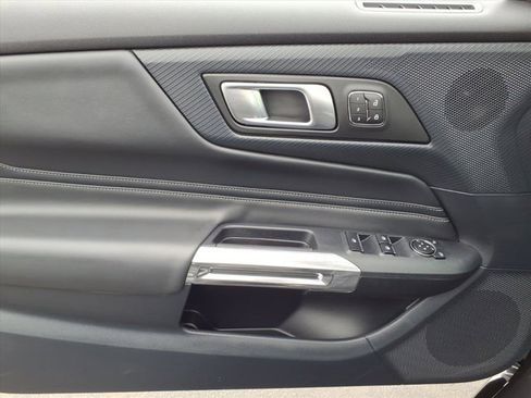 Used 2024 Ford Mustang GT Premium image 22