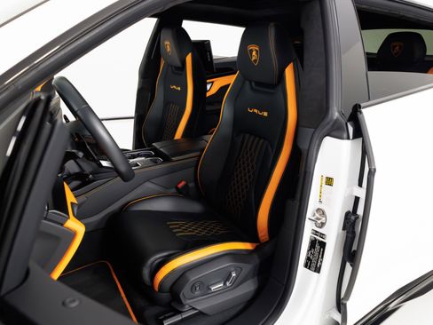 Used 2024 Lamborghini Urus S image 16