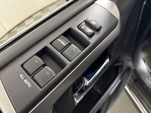Used 2016 Toyota 4Runner Limited AWD/4WD image 24