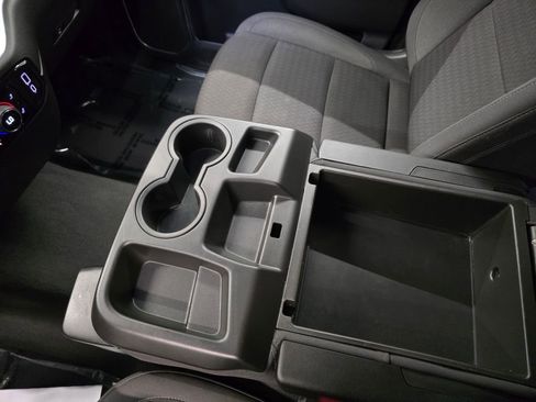 Used 2025 Chevrolet Silverado 2500 LT w/ Convenience Package image 32