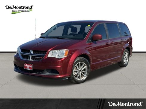 Used 2017 Dodge Grand Caravan SE image 1