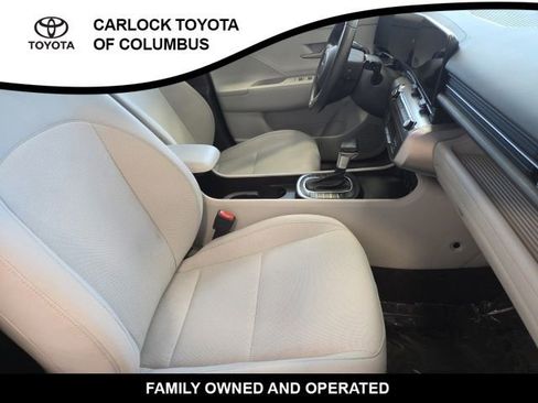 Used 2025 Hyundai Kona SEL FWD image 20