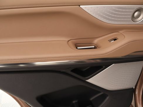 New 2026 Lincoln Navigator Black Label AWD/4WD image 18