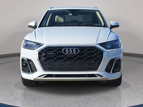 Used 2023 Audi Q5 2.0T Premium Plus w/ Premium Plus Package AWD/4WD image 3