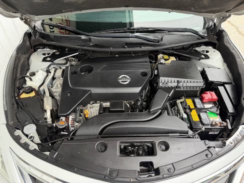 Used 2015 Nissan Altima 2.5 S w/ Special Edition Package FWD image 31