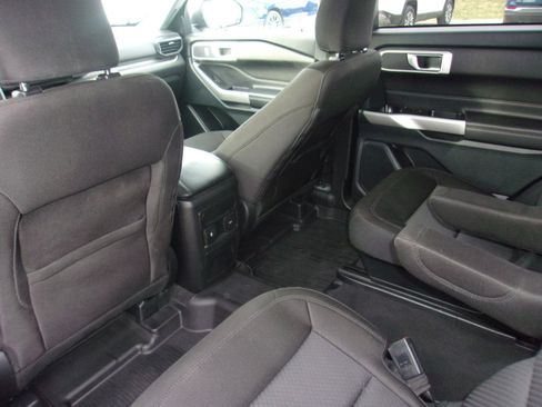 Used 2023 Ford Explorer XLT w/ Class IV Trailer Tow Package image 18