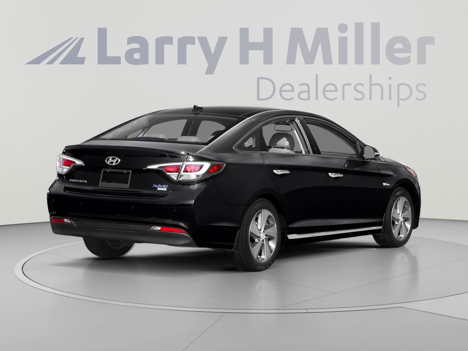Used 2017 Hyundai Sonata Limited w/ Ultimate Package 02 FWD image 3