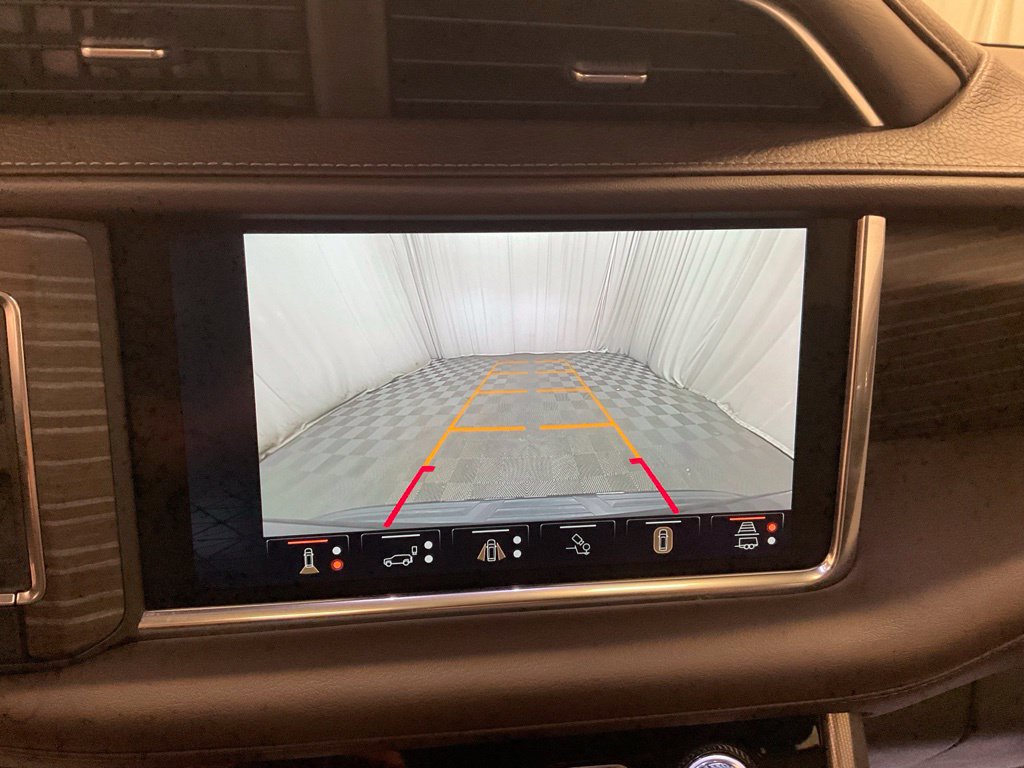 Used 2024 GMC Yukon Denali w/ Denali Reserve Package AWD/4WD image 12
